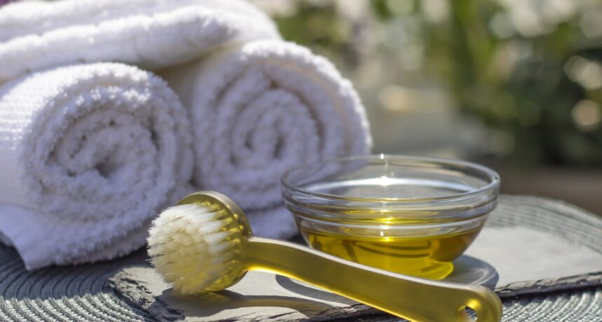 Strefa SPA ręcznik i olej do masażu